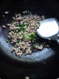 营养丰富的肉末豆腐做法图解5)