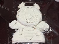 美味巧虎型裱花蛋糕做法图解9)