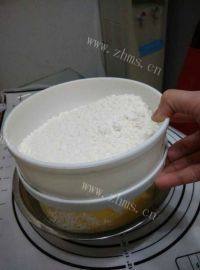 自制芒果班戟做法图解5)