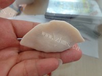 美味的韭菜鸡蛋饺子做法图解14)