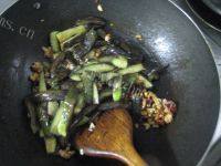 秀色可餐的肉末烧茄子做法图解8)