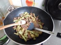 美味花菜炒牛肉做法图解16)