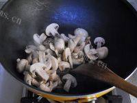 家常菜蚝油草菇做法图解6)