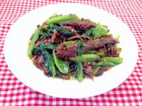 美味的豆豉鲮鱼油麦菜