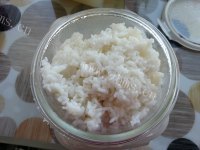 美味的腊肠鸡蛋炒饭做法图解4)