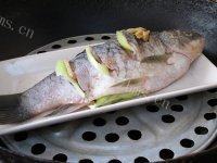 「美味可口」清蒸鲤鱼做法图解5)