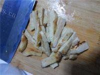 甘脆的韭菜炒豆腐做法图解3)