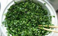 「美味可口」韭菜盒子做法图解2)