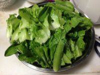 颜值高的豆豉鲮鱼油麦菜做法图解1)