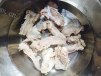 可口的无花果老鸭煲做法图解4)