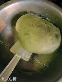 可口的抹茶麻薯面包做法图解3)