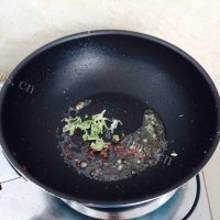 白菜烧豆腐做法图解5)