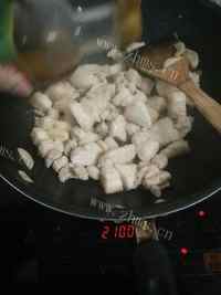 特色美食红烧肉做法图解5)