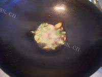 美味的黑豆炖猪蹄做法图解3)