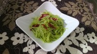香飘十里的清炒莴笋做法图解9)