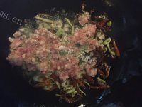色香味浓的干煸豆角做法图解6)