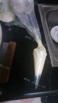 自己做的长颈鹿蛋糕卷做法图解8)