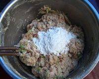 「DIY美食」炸肉丸做法图解8)