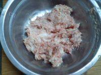 家常菜梅菜蒸猪肉做法图解2)