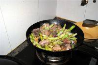 「DIY美食」排骨炖豆角