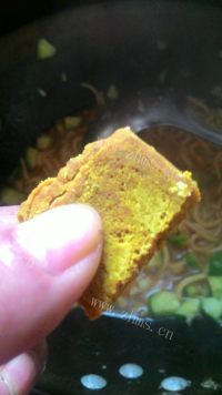 美味的咖喱炒面做法图解7)