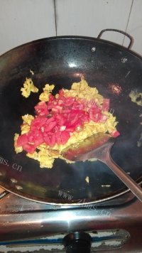 家常菜番茄炒蛋做法图解5)