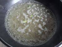 凉拌菠菜粉丝做法图解2)
