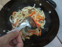 最爱的洋葱炒肉片做法图解10)