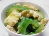 家常菜苦瓜鸡蛋