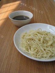美味的三鲜炒面做法图解2)