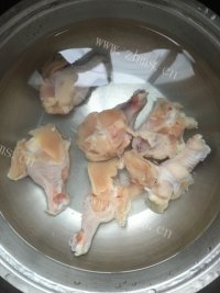 口感极佳的奥尔良烤翅根做法图解1)
