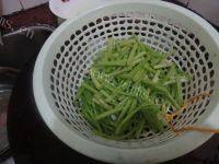 食欲满满的素三炒做法图解1)
