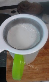 美味的花生豆浆做法图解5)