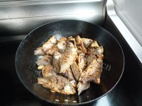 美味的酥鲫鱼