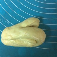 自制培根芝士面包做法图解7)