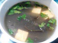 美味的海带豆腐汤