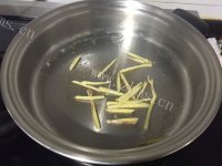诱人的梅菜扣肉做法图解1)