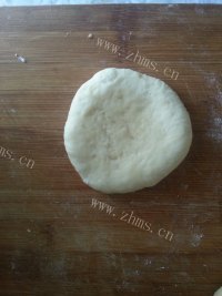 自制心形椰蓉面包做法图解8)