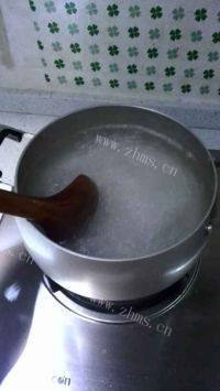 诱人的芒果椰汁西米露做法图解1)