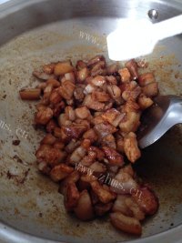 色味俱佳的红烧肉做法图解6)