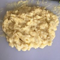 香飘十里的榴莲千层蛋糕做法图解7)