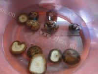 自己做的香菇猪肉饺子做法图解1)