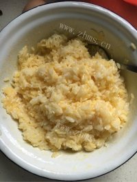 喷香的蛋炒饭做法图解1)