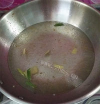 美味的水煮乌鱼片做法图解8)