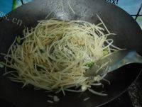 家常菜清炒土豆丝做法图解6)