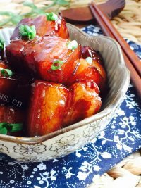 可口的私房秘制红烧肉做法图解19)