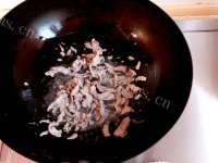美味的海鲜炒面做法图解4)