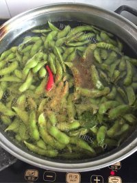 美味营养的五香毛豆做法图解5)
