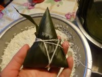 好吃的黑提蜜枣粽做法图解9)