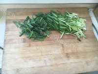 家常菜韭菜炒豆干做法图解1)